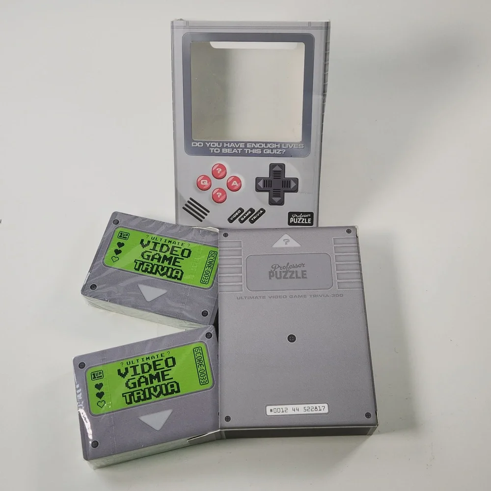NWT Ultimate Video Game Trivia 300 Questions, Unplayed!